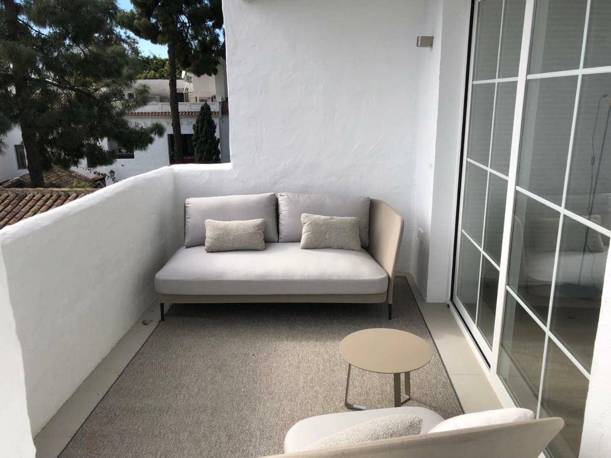 Modern Apartment Puente Romano Марбелья Екстер'єр фото