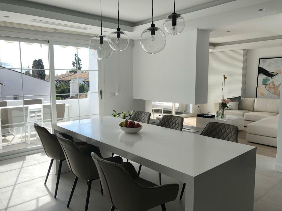 Modern Apartment Puente Romano Марбелья Екстер'єр фото